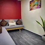 Red Apartment Excelente Ubicacion Laurles Los Molinos