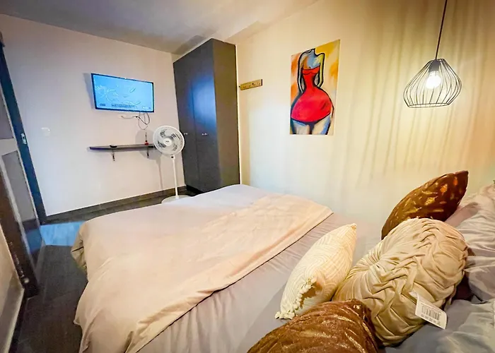 Red Apartment Excelente Ubicacion Laurles Los Molinos